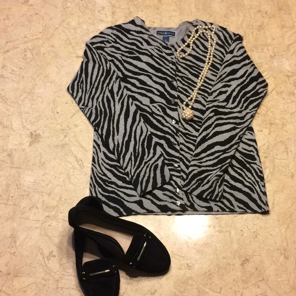 Women’s animal print  cardigan with button front